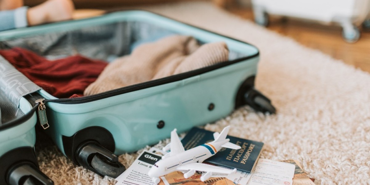 Luggage Repair: A Complete Guide to Fixing and Maintaining Your Travel Gear