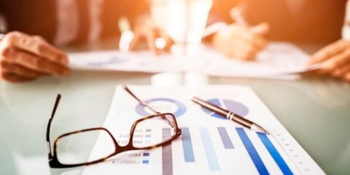 Middle East and Africa Shipping Container Liner Market Companies: Growth, Share, Value, Size, and Insights By 2034