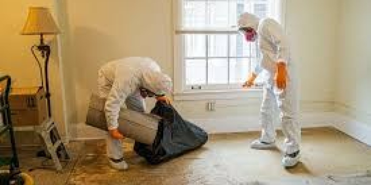 How to dry out a house after water damage in Fort Worth, Texas?