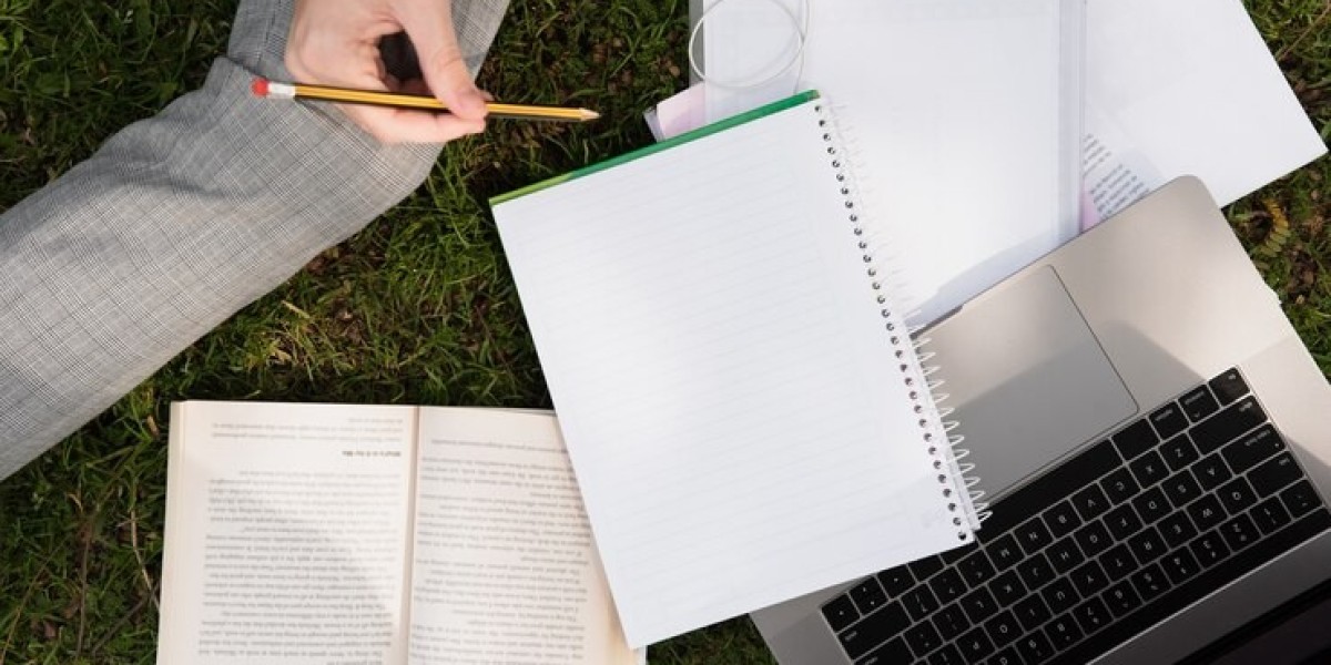 Understanding the Role of Dissertation Writing Services UAEI in Academic Success