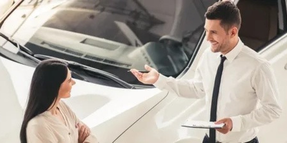 Luxury Car Hire with Chauffeur in Saudi Arabia | Premium Chauffeur & Executive Transfers