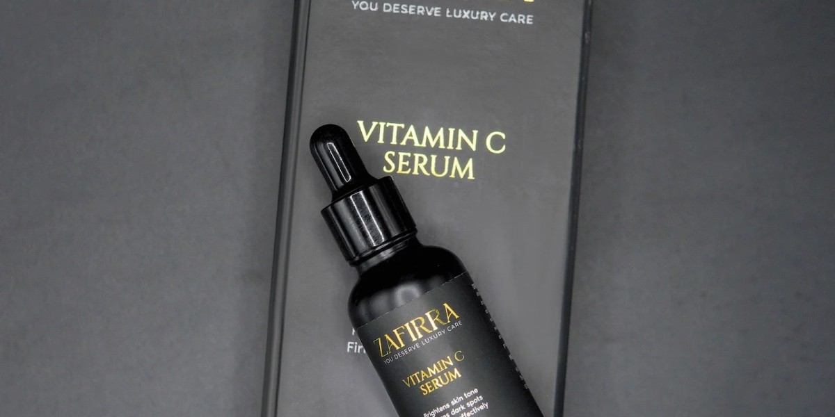 Discover the Best Vitamin C Serum in Pakistan for Glowing Skin