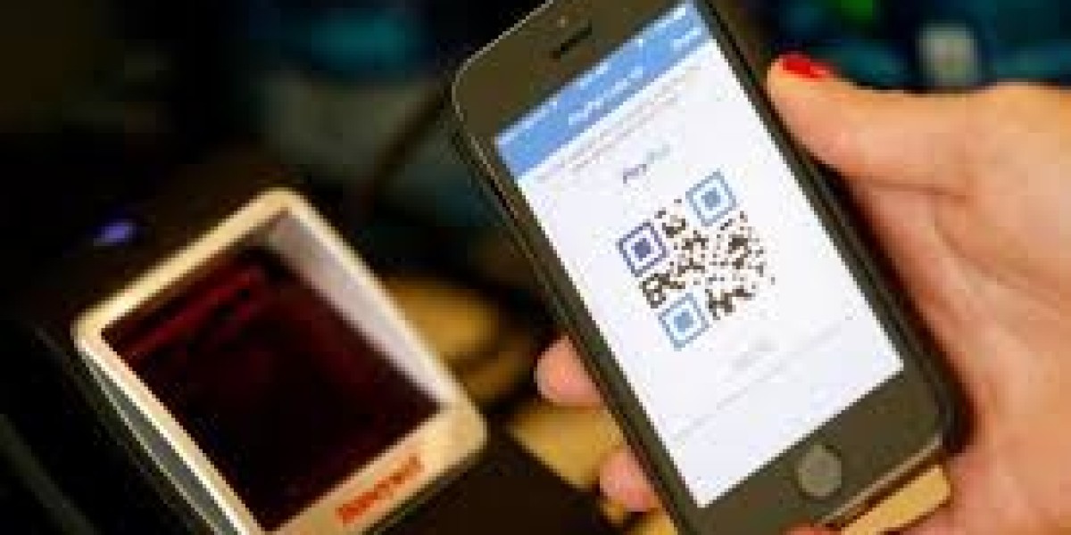 How a Fintech Mobile App Development Company Navigates Regulations Without Slowing Innovation