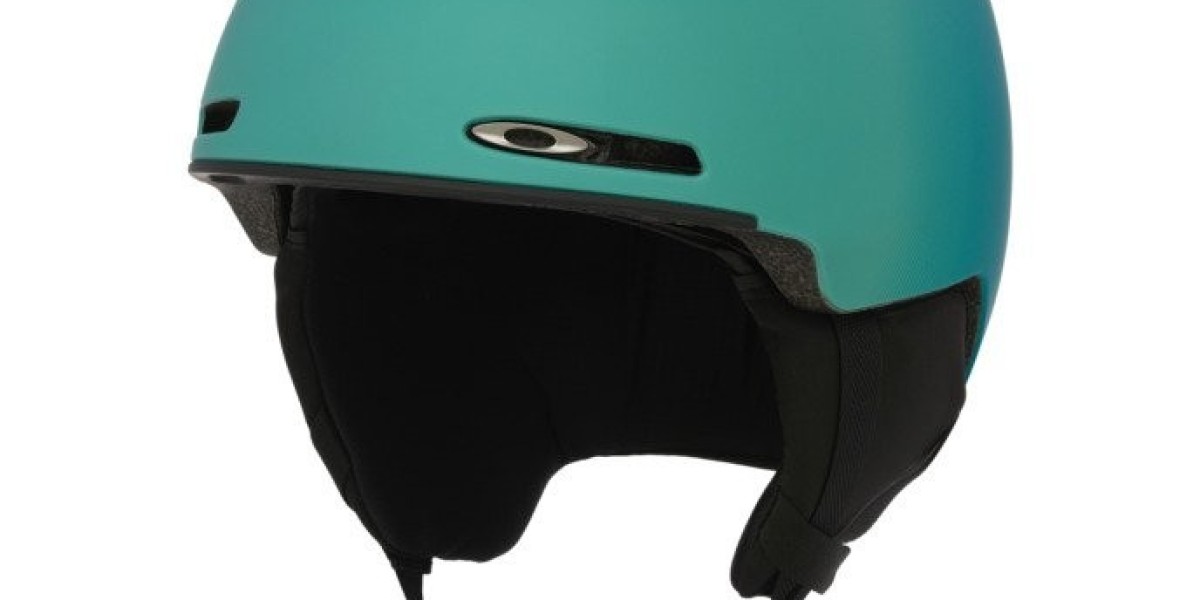 How Technology is Revolutionizing Ski and Snowboard Helmets