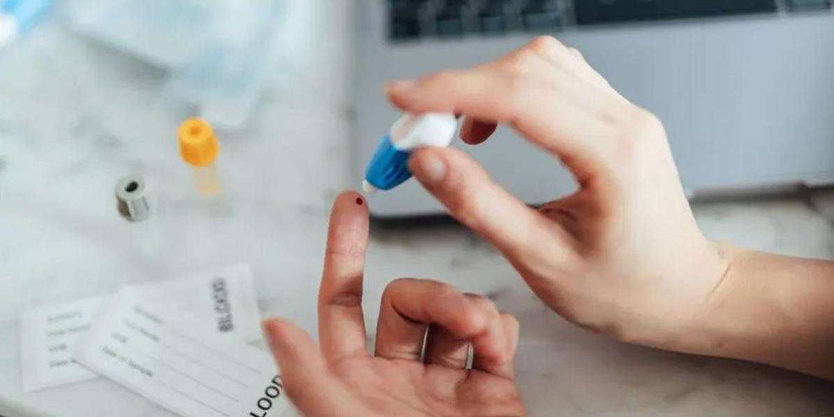 Blood Test at Home for Thyroid Monitoring