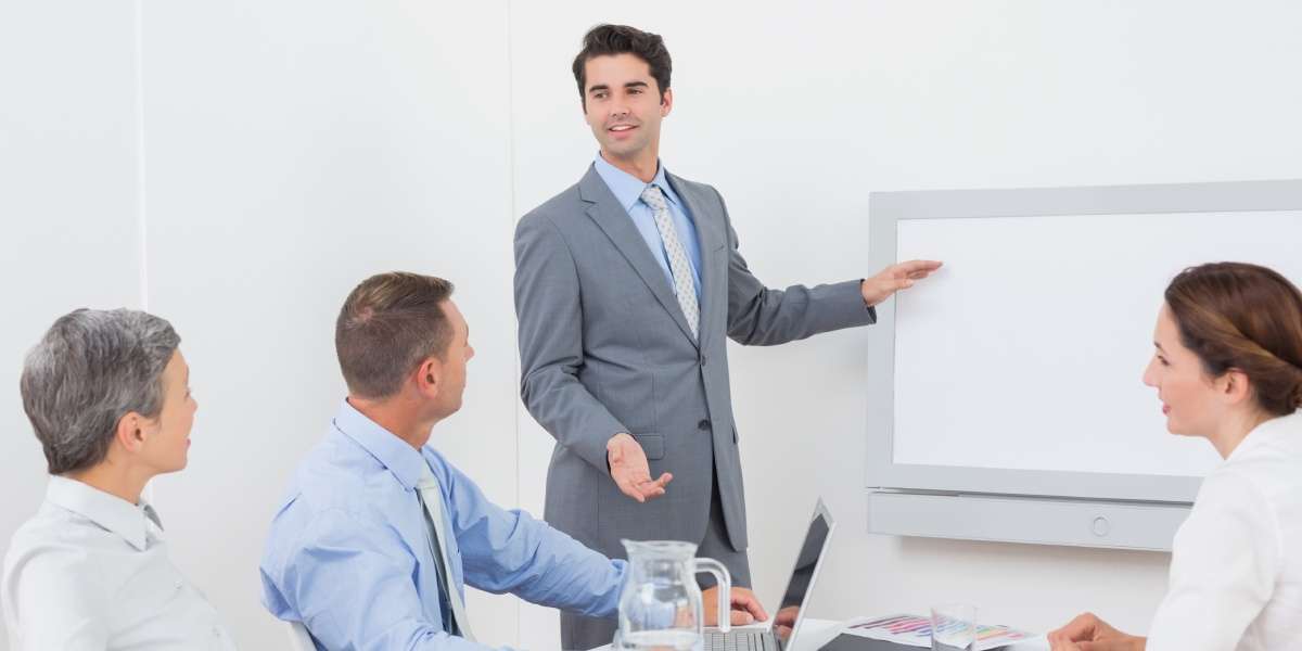 Common Decision-Making Mistakes Directors Make and How Coaching Helps