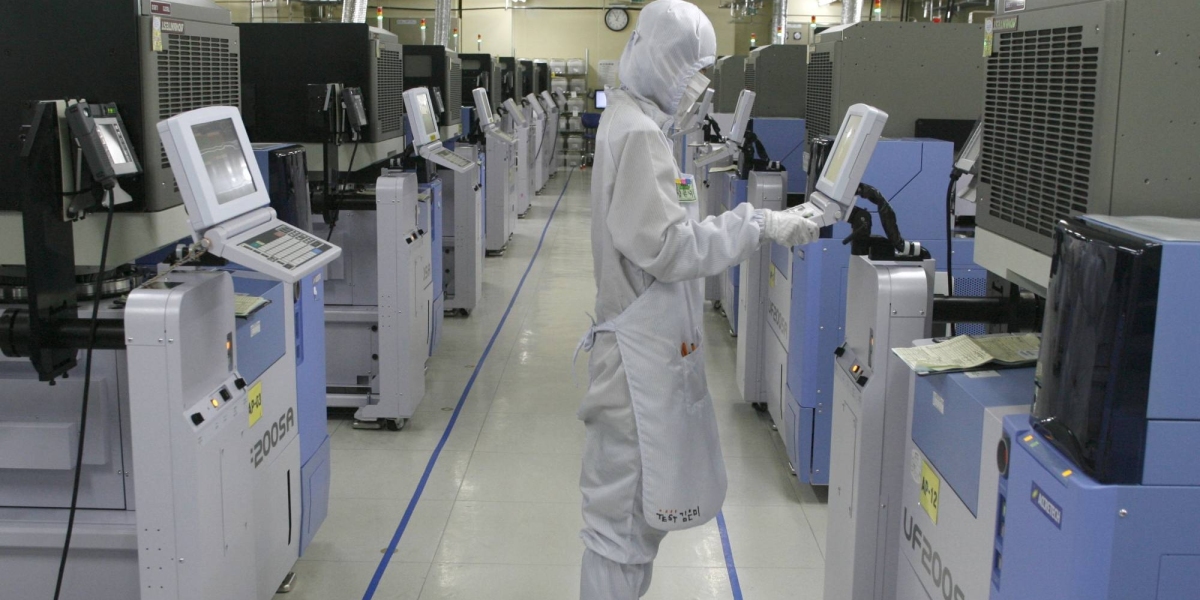 Breaking: South Korea's Semiconductor Materials Market Set for Robust Expansion