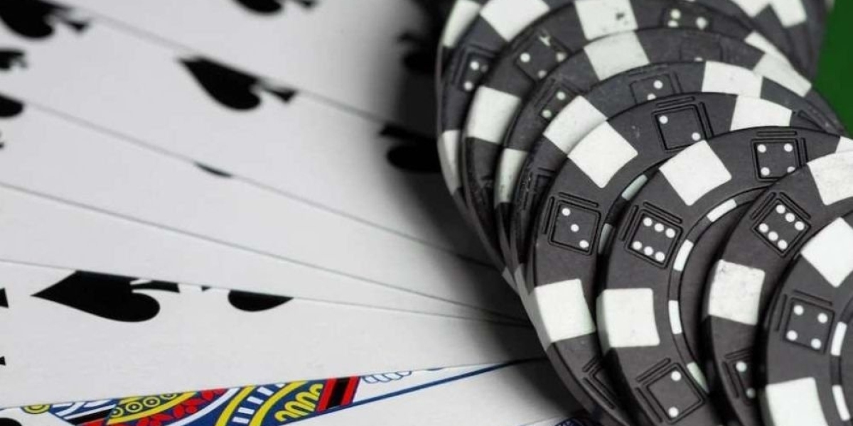 Guía Completa de Póker Online: Mejores Casinos, Estrategias y Errores que Debes Evitar