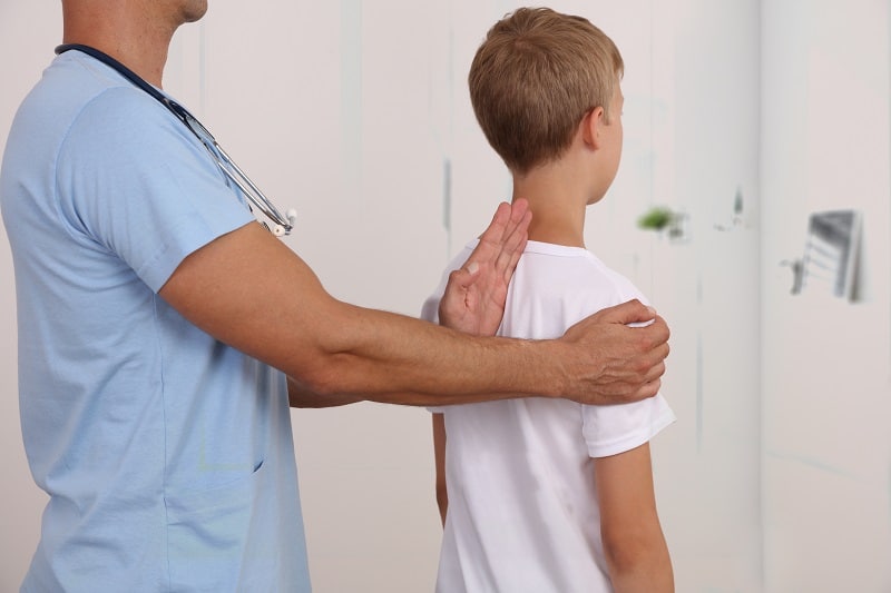 Scoliosis: Insights into Treatment and Care | Atlas Neurosurgery