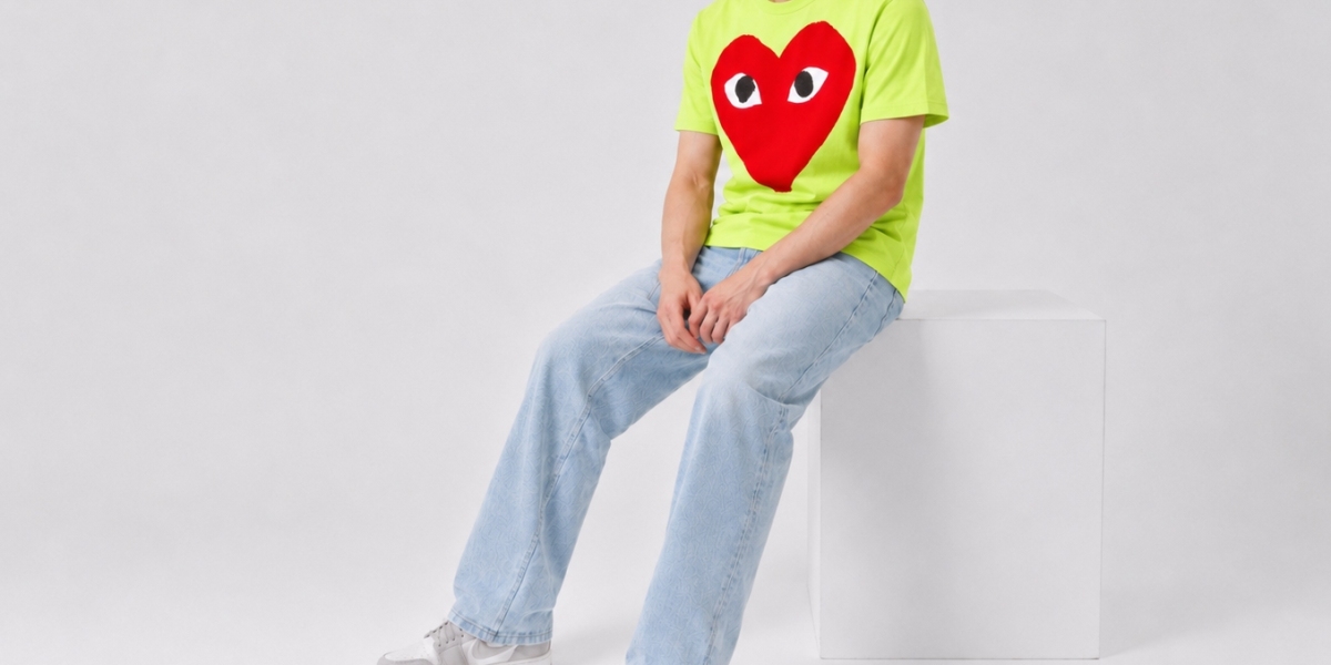 Comme des Garçons: Modern Style with an Artistic Touch