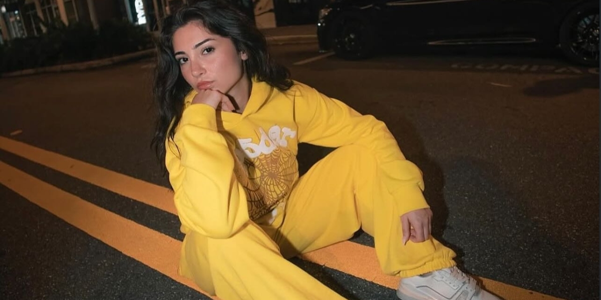How to Style Raspberry Hills Clothing for an Effortless Streetwear Look
