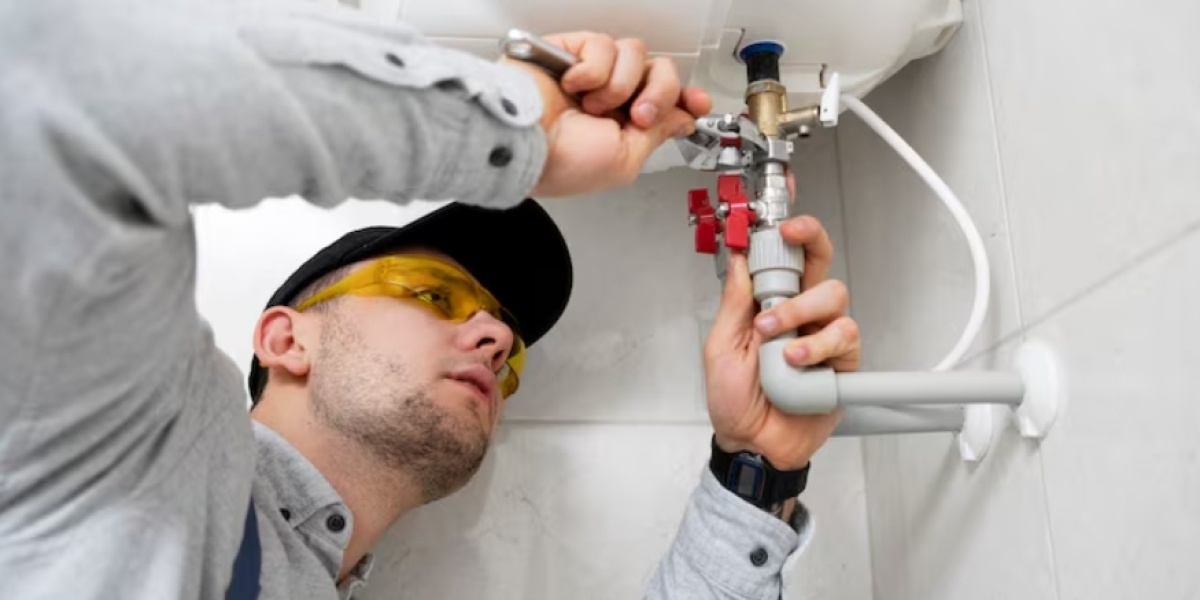 Reliable Plumbing Solutions: Water Heater Installation and Pipe Leak Repair