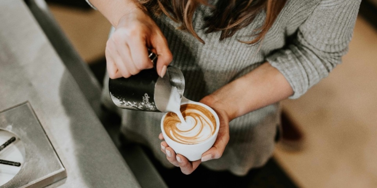 Why Should Used Coffee Pucks Be Knocked Out Immediately After Pulling an Espresso Shot?