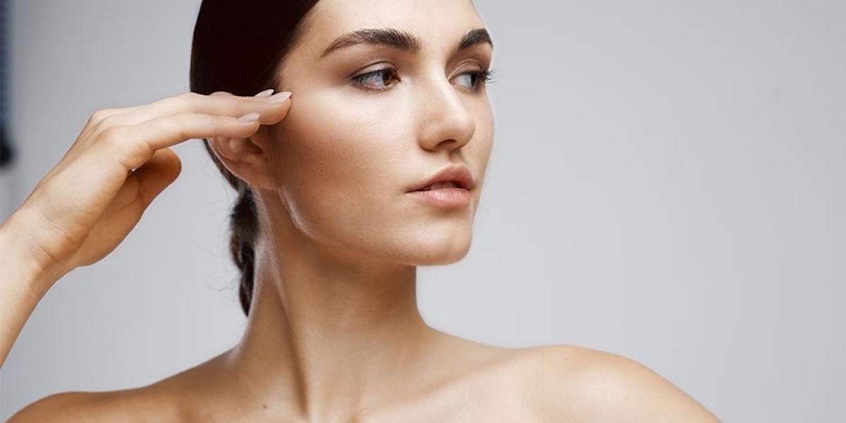 Brow Lift Surgery London: How Can Forehead Structure Influence Surgical Planning?
