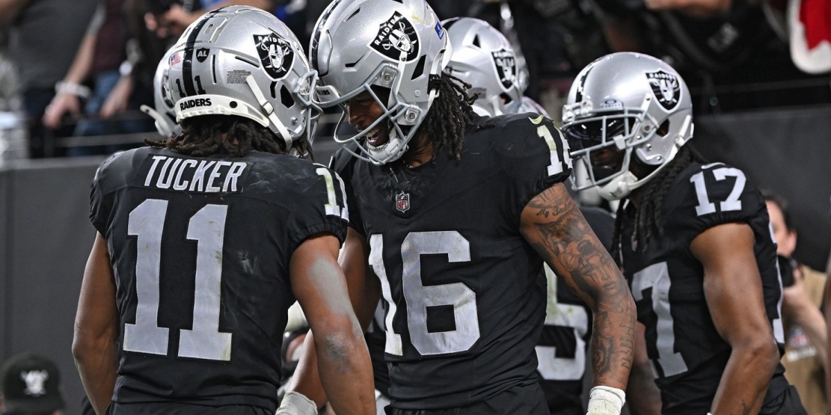 Raiders starter Treydan Stukes isn your work-of-the-mill stability