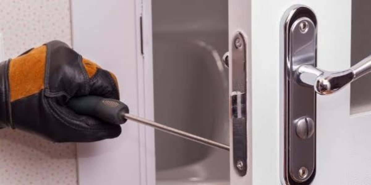 Choosing Door Locks and Handles for a More Refined Interior