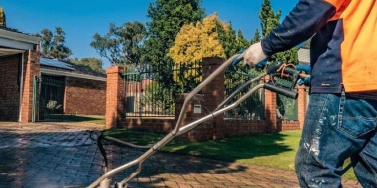 Pressure Washer Services: What Escondido Property Owners Should Know