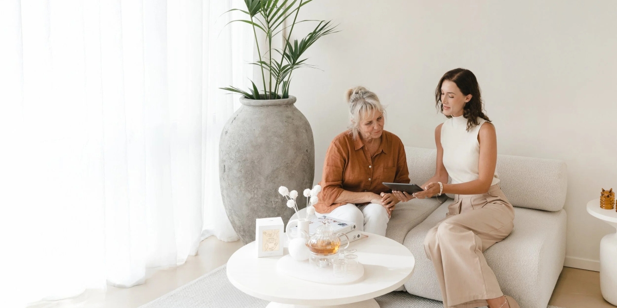 What Can a Skin Clinic Whakatane Do for Your Skin?