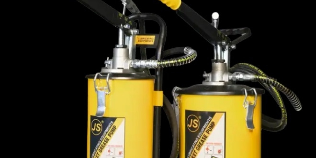 Choose Suitable Lubrication Tools for Your Machinery